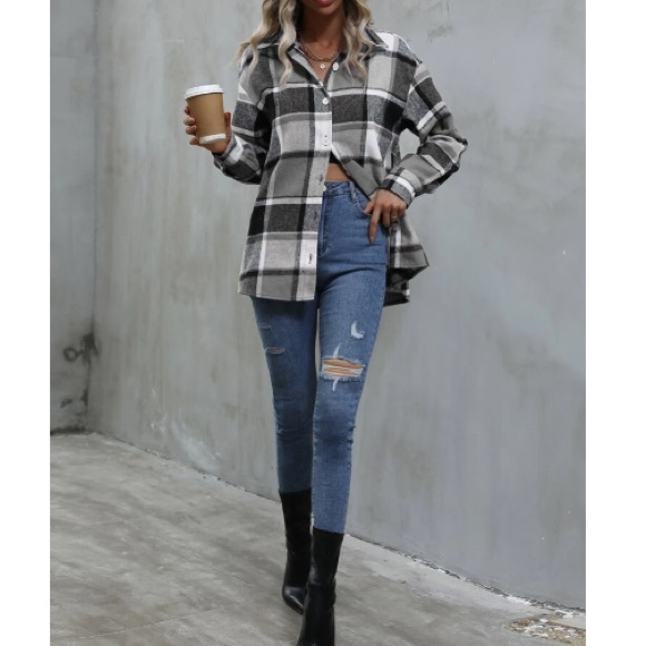 Plaid button down shirt - Picture 5 of 5